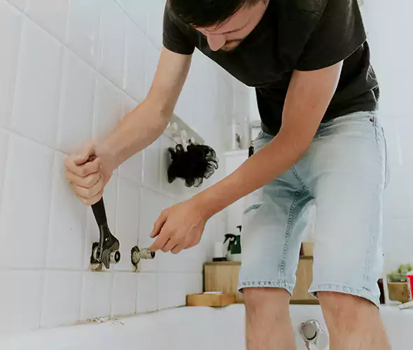 Affordable Bathtub Faucet Replacement in Syosset: Choose Experienced Local Technicians