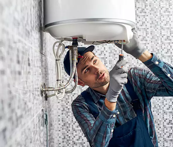 Expert Plumber for Hot Water Tank Maintenance in Syosset, NY: Schedule Reliable Maintenance Services with Us