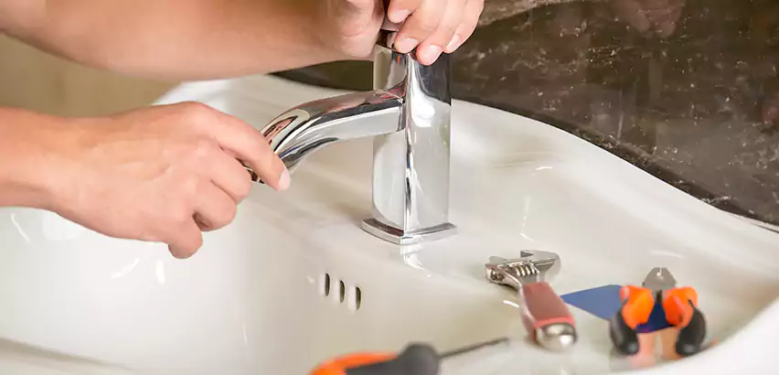 Bathtub Faucet Replacement in Syosset