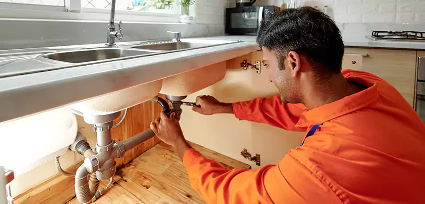 Plumbing Leak Repair in Syosset, NY